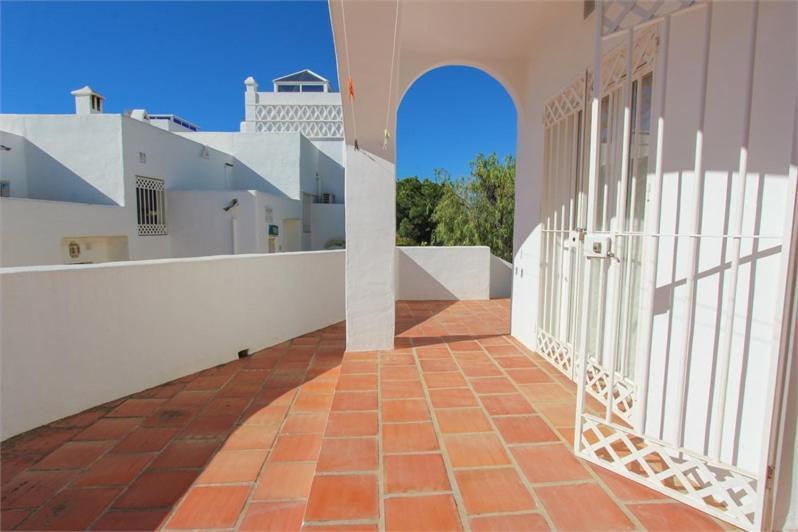 Amazing 3 Bedroom Townhouse In Nerja Luaran gambar