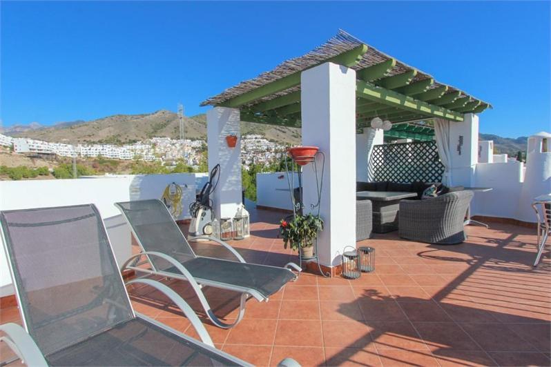 Amazing 3 Bedroom Townhouse In Nerja Luaran gambar