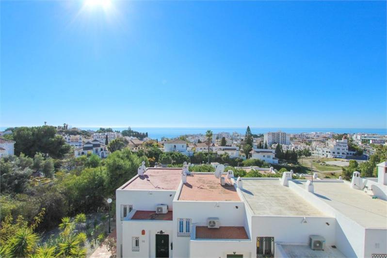 Amazing 3 Bedroom Townhouse In Nerja Luaran gambar